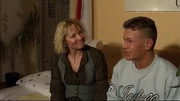 Redare Bunica germană este futută tare de soțul ei