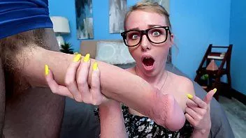 Abspielen Kostenloser Sex mit einem massiven Schwanz