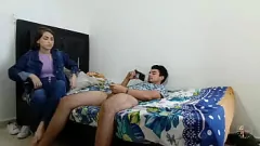 播放 继妹在约会前用口交引诱哥哥