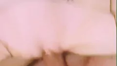 Riproduci Ragazza europea amatoriale con la figa rasata nelle calze ottiene un crema pieno di sperma