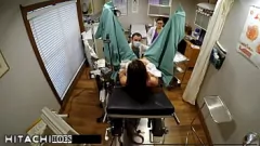 Play Doctor Tampa Makes Donna Leigh Cum with Hitachi Magic Wand at HitachiHoesCom