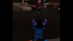 Jouer Vrchat Avatar à fourrure obtient une course difficile dans le levrette