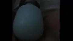Putar Menangkap sesi bermain solo: cumshot basah dan intens