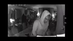 تشغيل استخدام ثقب في وقت متأخر من الليل بواسطة amigo ثنائية