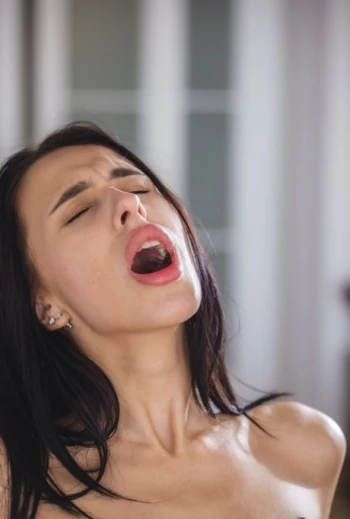 pornstar Alyssa Bounty